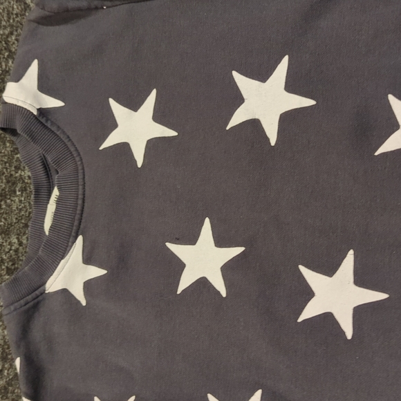 H&M Charcoal Gray Sweatshirt with White Stars, Size 6x/7 - Picture 2 of 4